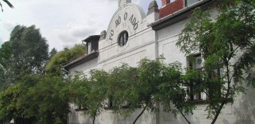 Falusi kúria felújítandó állaptban eladó